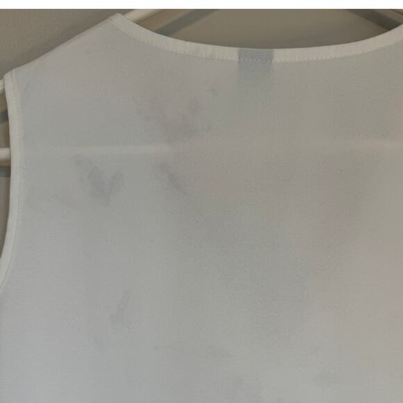 Shein Women's White Tank Top Size Small/4 With Cream Neck Detail Business - Picture 7 of 12